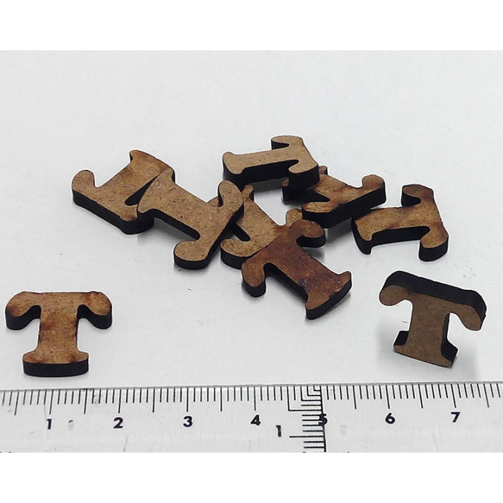 Silueta en DM -T- Mini letra 1.5 cm DM.