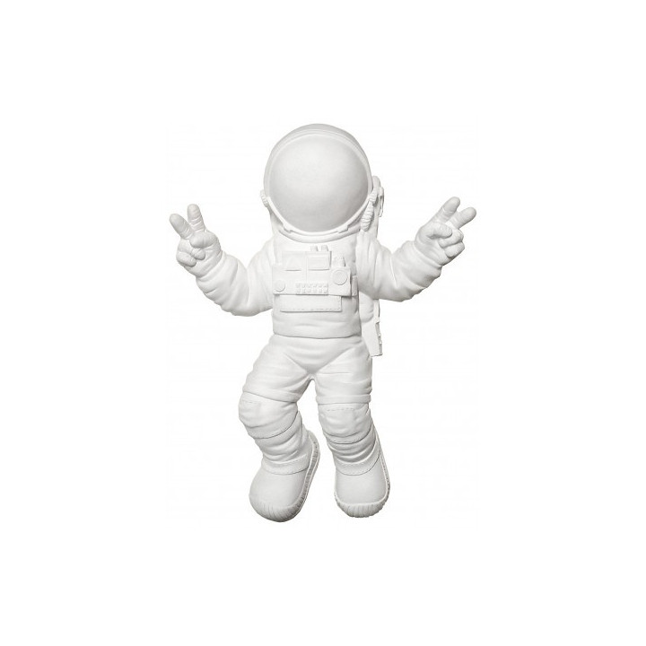 Astronauta.***