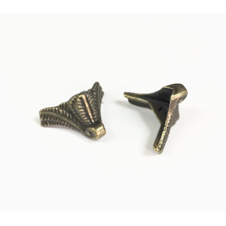 4 Patas metálicas 3,5x1,5cm